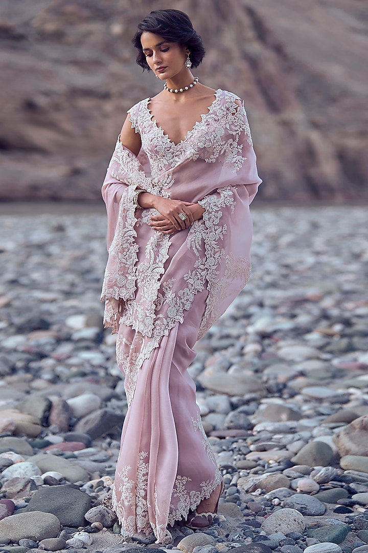 Dusty Pink Organza Reception Saree Set by Anushree Reddy at Pernia's Pop Up Shop