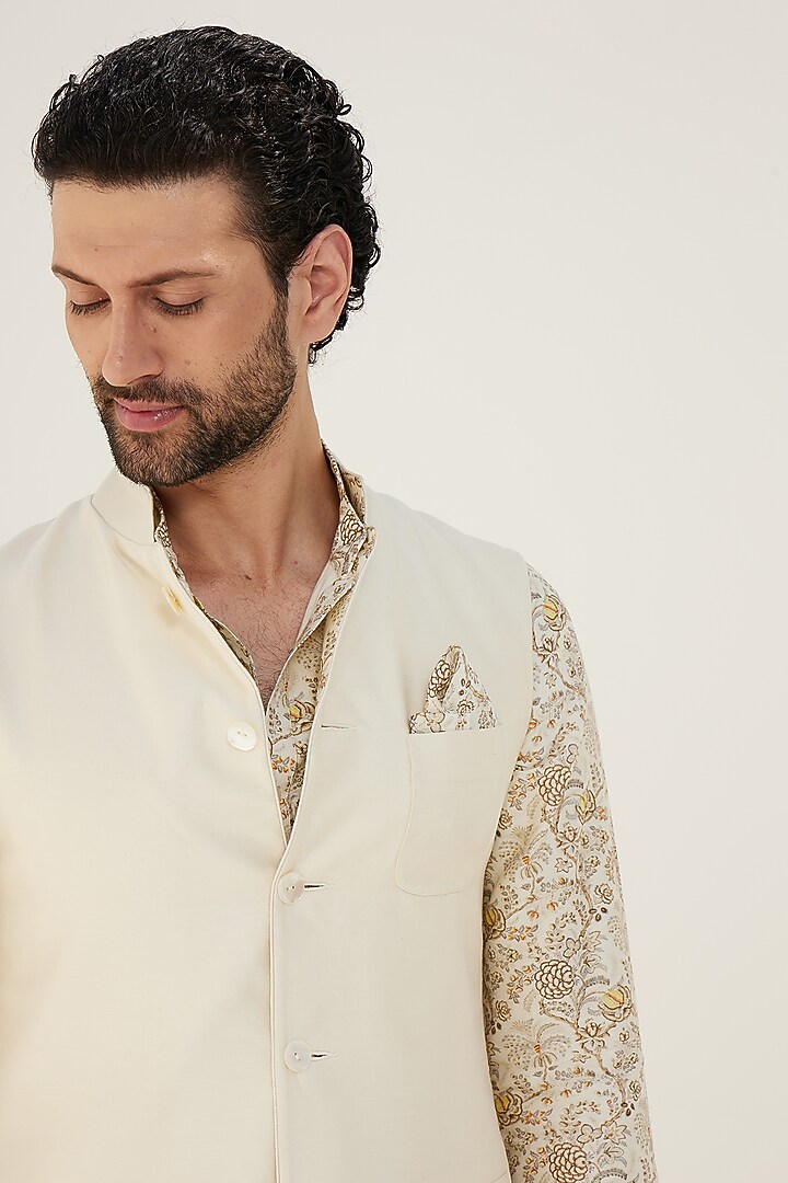 Cream Chanderi Silk Reversible Nehru Jacket by ARJAN DUGAL at Pernia's Pop Up Shop