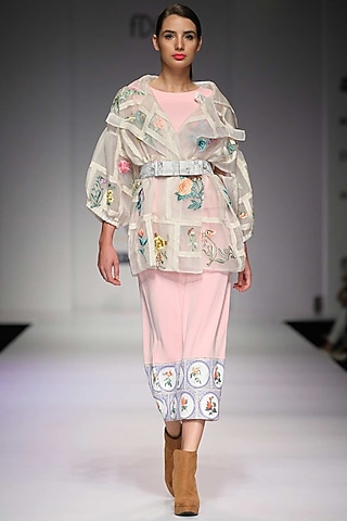Off white floral embroidery oversized jacket by Archana Rao