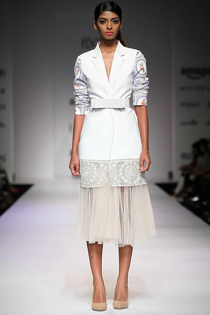 Off white printed pleated tulle skirt available only at Pernia's Pop Up Shop.