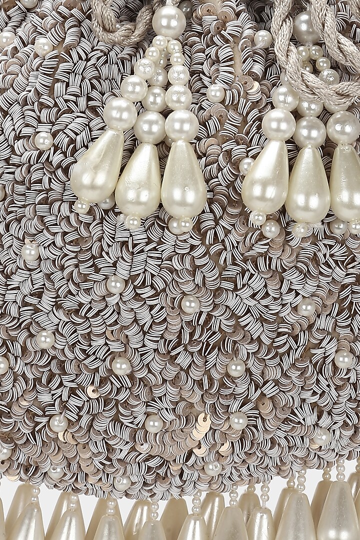 Silver Embroidered Potli by Aanchal Sayal at Pernia's Pop Up Shop