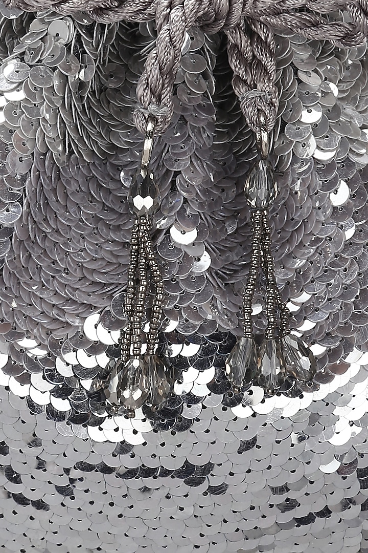 Silver Velvet Embroidered Potli by Aanchal Sayal at Pernia's Pop Up Shop