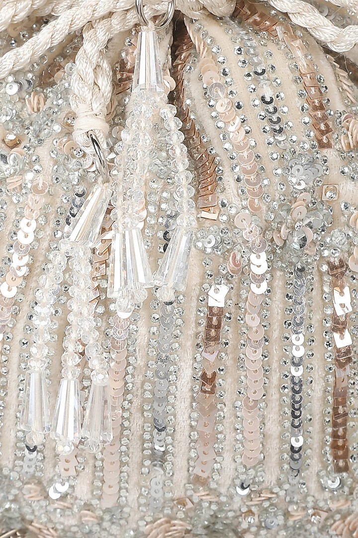 Silver Velvet Sequins Embroidered Potli by Aanchal Sayal at Pernia's Pop Up Shop
