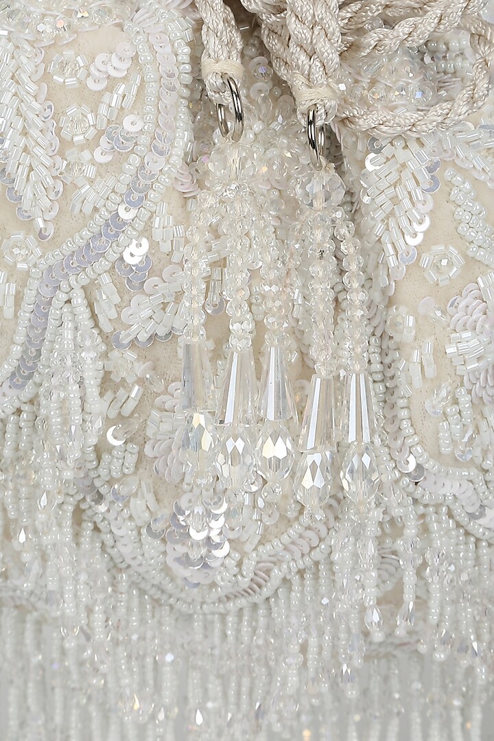 Ivory Velvet Crystal Embroidered Potli by Aanchal Sayal at Pernia's Pop Up Shop