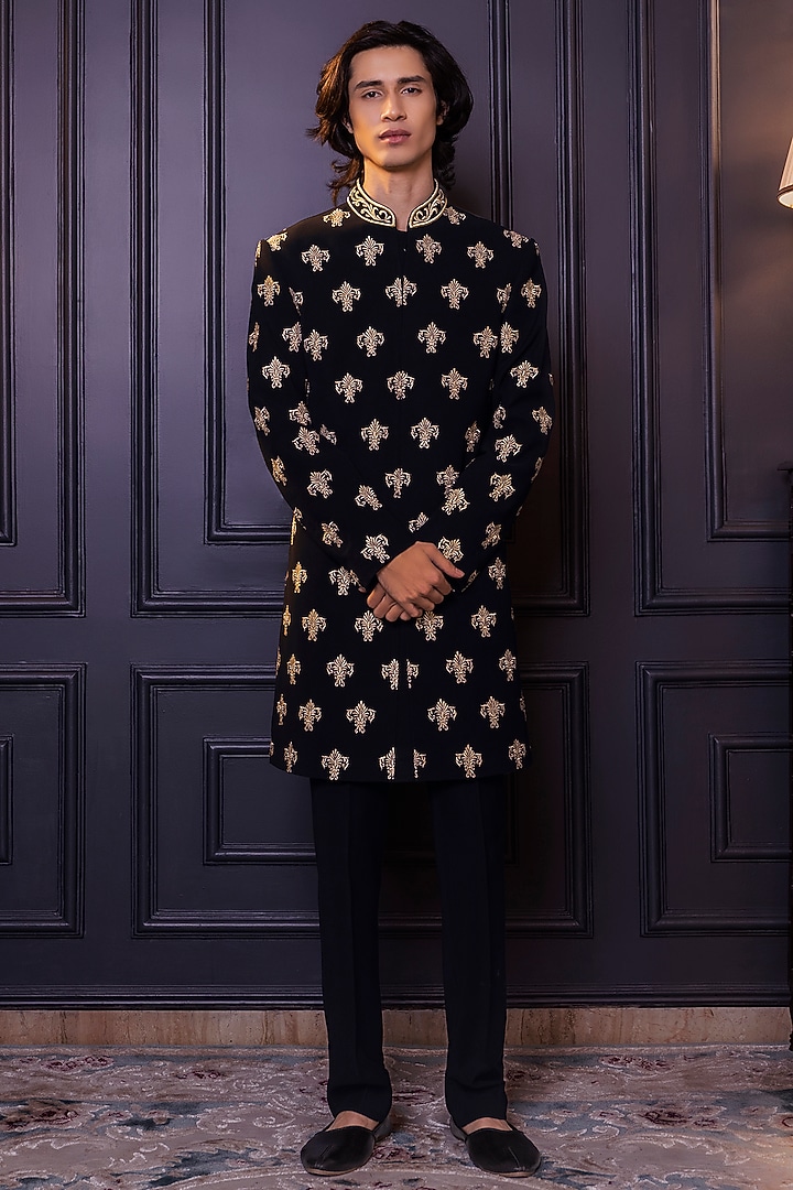 Black Osaka Machine Embroidered Groom Sherwani Set by World of Asra Men at Pernia's Pop Up Shop