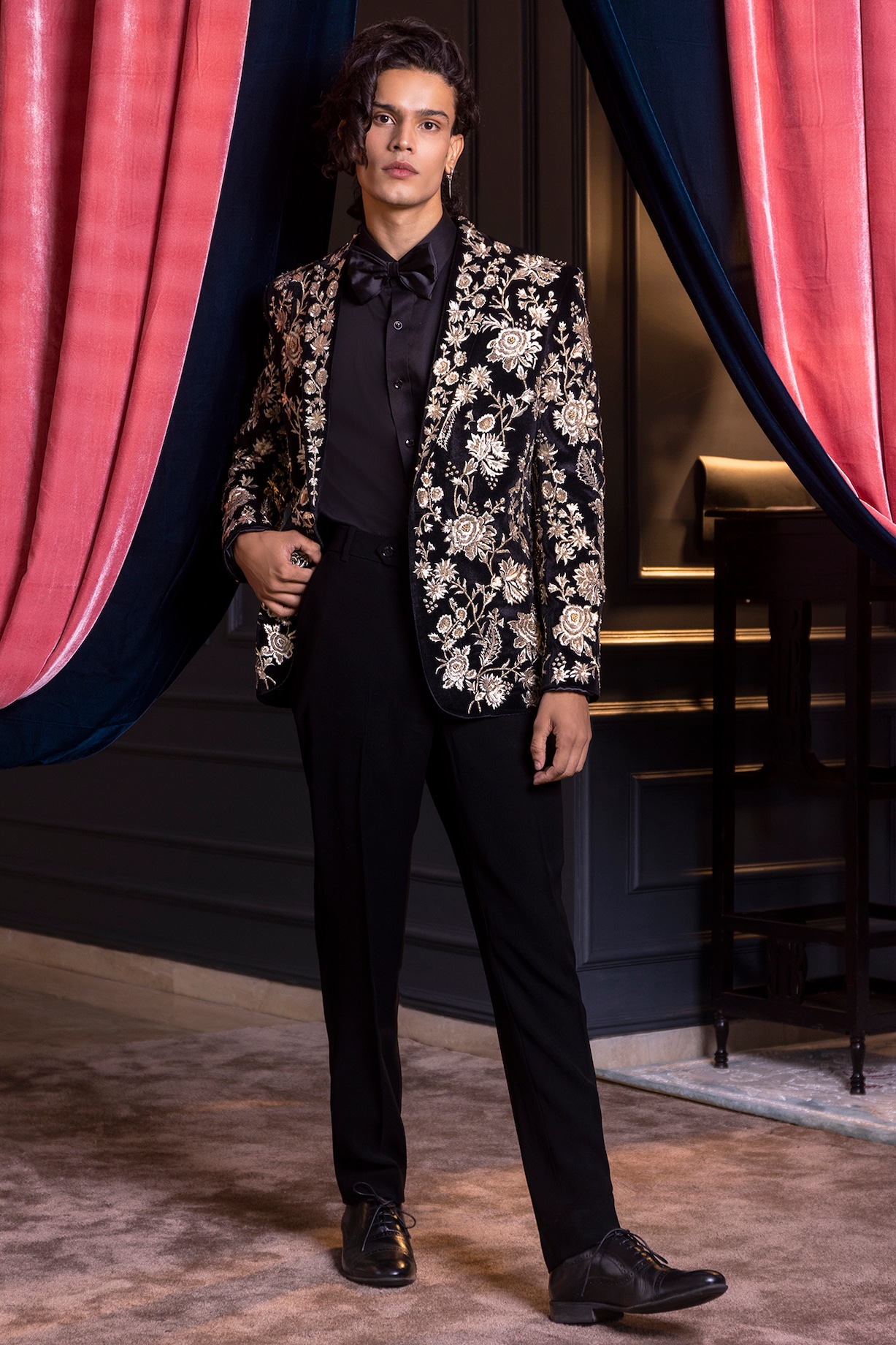 Black Velvet Floral Machine Embroidered Single-Breasted Blazer Set