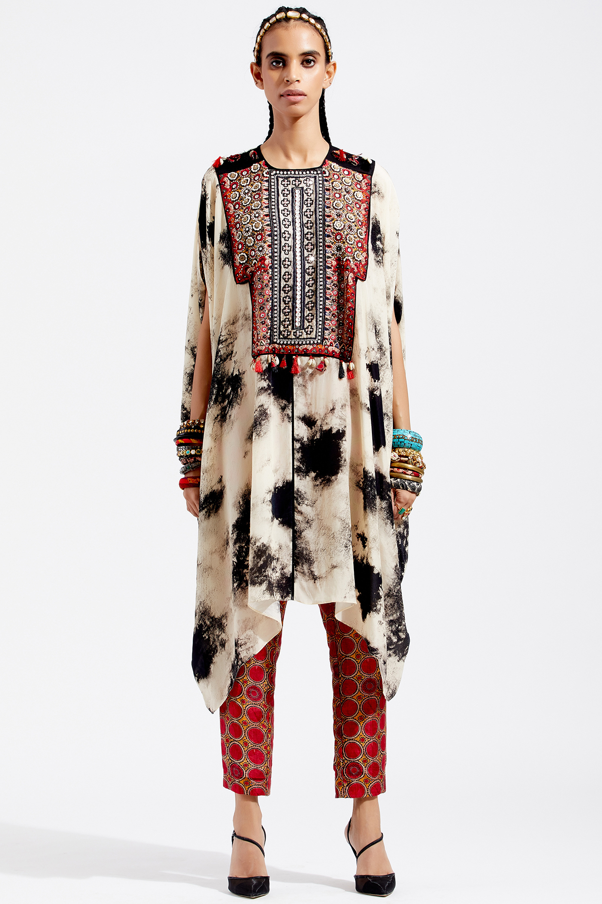 Surmai & Mogra Printed Tunic Set by ASEEM KAPOOR at Pernia's Pop Up Shop