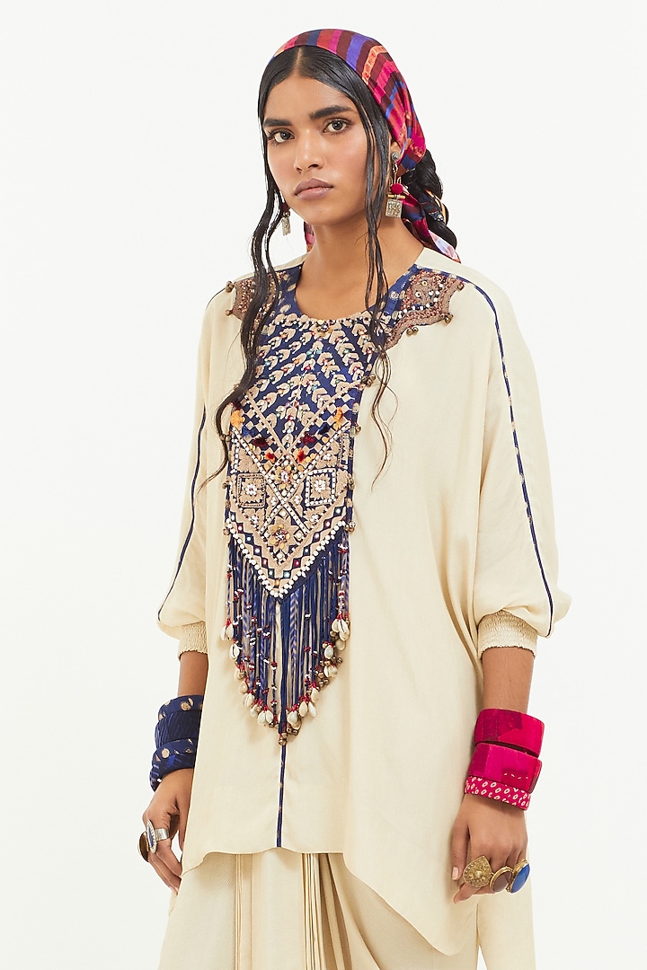Ivory Slub Satin Skirt Set by Aseem kapoor at Pernia's Pop Up Shop