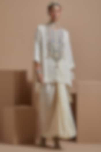 Mogra White Crushed Silk Textured Skirt Set by ASEEM KAPOOR at Pernia's Pop Up Shop