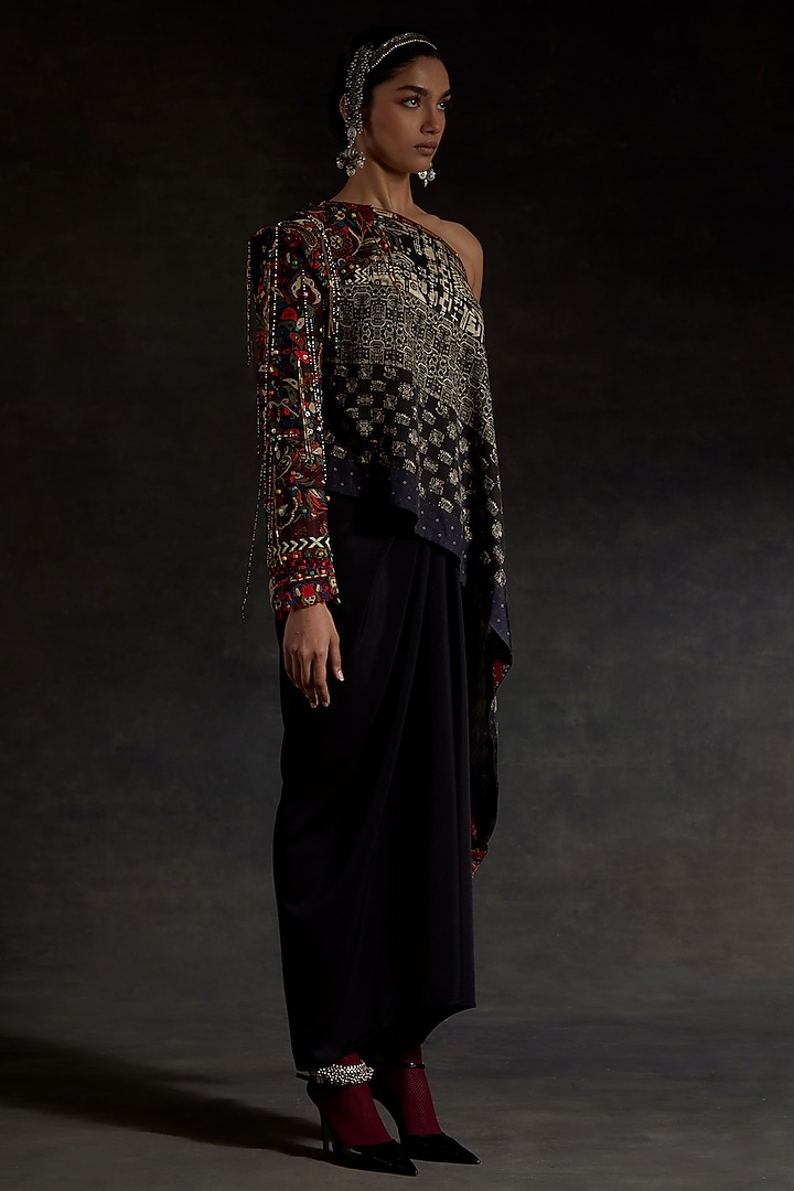 Surmai Black Bercan Dobby Printed Skirt Set by ASEEM KAPOOR at Pernia's Pop Up Shop