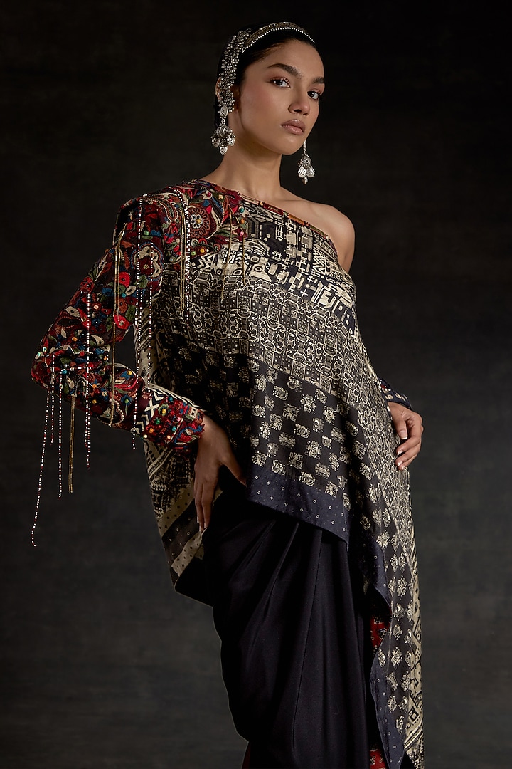 Surmai Black Bercan Dobby Printed Skirt Set by ASEEM KAPOOR at Pernia's Pop Up Shop