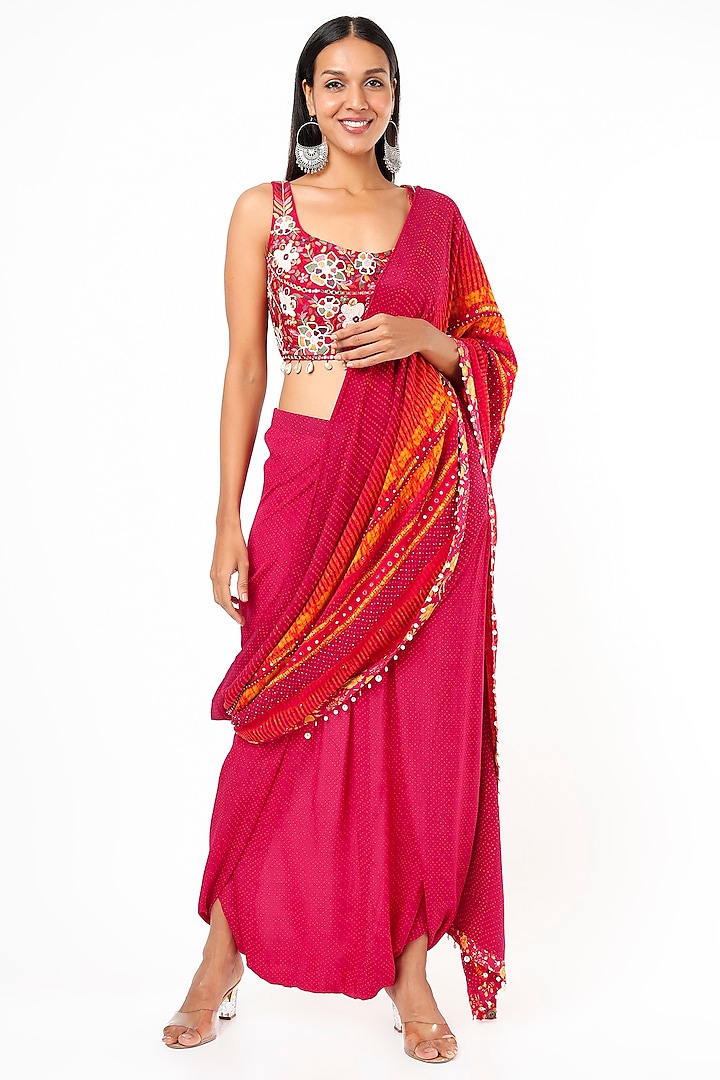 Fuchsia Natural Crepe Textured Printed Drape Saree Set by Aseem kapoor