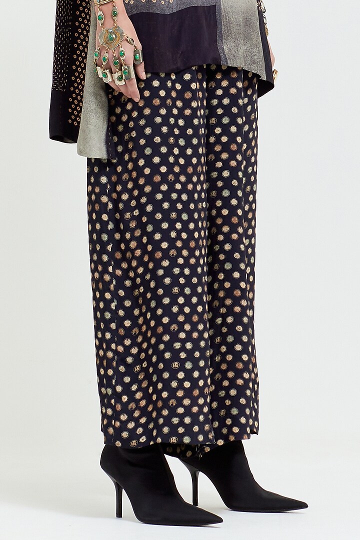 Black Natural Crepe Printed Co-Ord Set by ASEEM KAPOOR at Pernia's Pop Up Shop