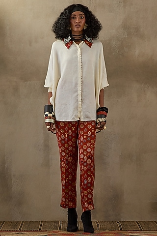 Mogra White Crushed Silk Embroidered Shirt by ASEEM KAPOOR