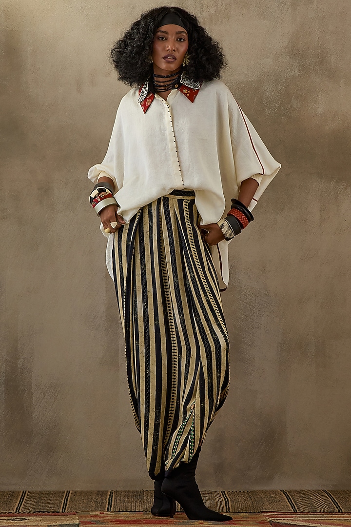 Black Natural Crepe Printed Pant Set by ASEEM KAPOOR at Pernia's Pop Up Shop