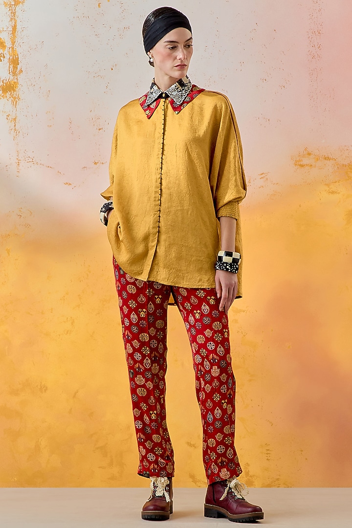 Sindoor Red Slub Satin Printed Pant Set by ASEEM KAPOOR at Pernia's Pop Up Shop
