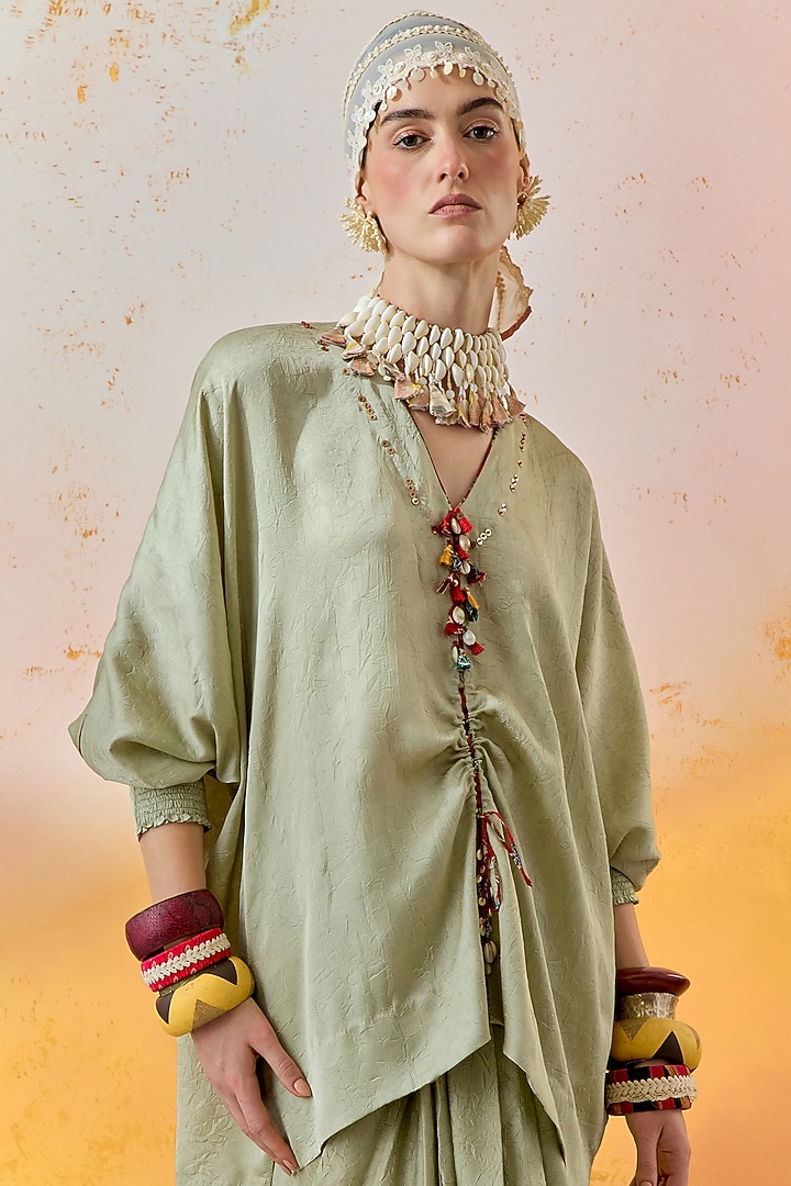 Jade Green Crushed Silk Kurta Set by ASEEM KAPOOR at Pernia's Pop Up Shop