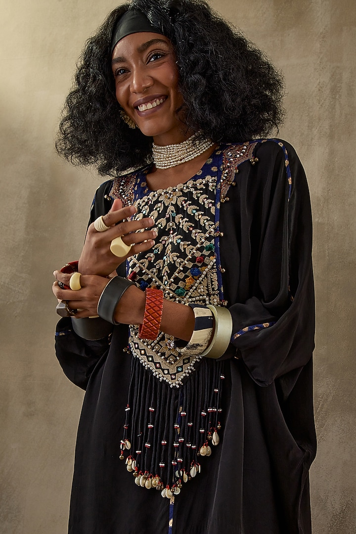 Surmai Black Natural Crepe Printed Kurta Set by ASEEM KAPOOR at Pernia's Pop Up Shop
