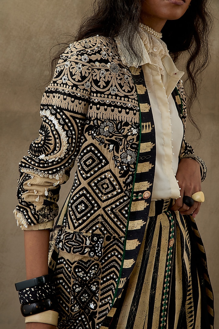 Black & White Slub Satin Embroidered Open Jacket by ASEEM KAPOOR at Pernia's Pop Up Shop