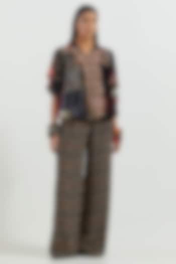 Surmai Black Velvet & Crepe Printed Pant Set by ASEEM KAPOOR at Pernia's Pop Up Shop