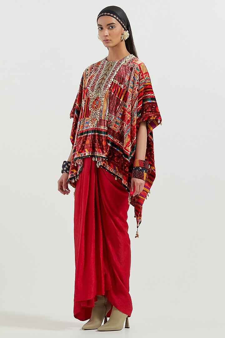 Sindoor Red Crushed Silk Pleated Skirt Set by ASEEM KAPOOR at Pernia's Pop Up Shop