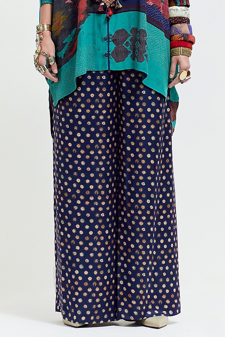 Multi-Colored Natural Crepe Printed & Resham Thread Embroidered Kurta Set by ASEEM KAPOOR at Pernia's Pop Up Shop