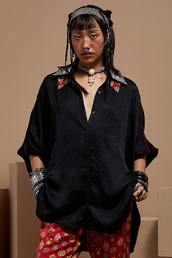 Surmai Black Crushed Silk Embroidered Shirt by ASEEM KAPOOR at Pernia's Pop Up Shop
