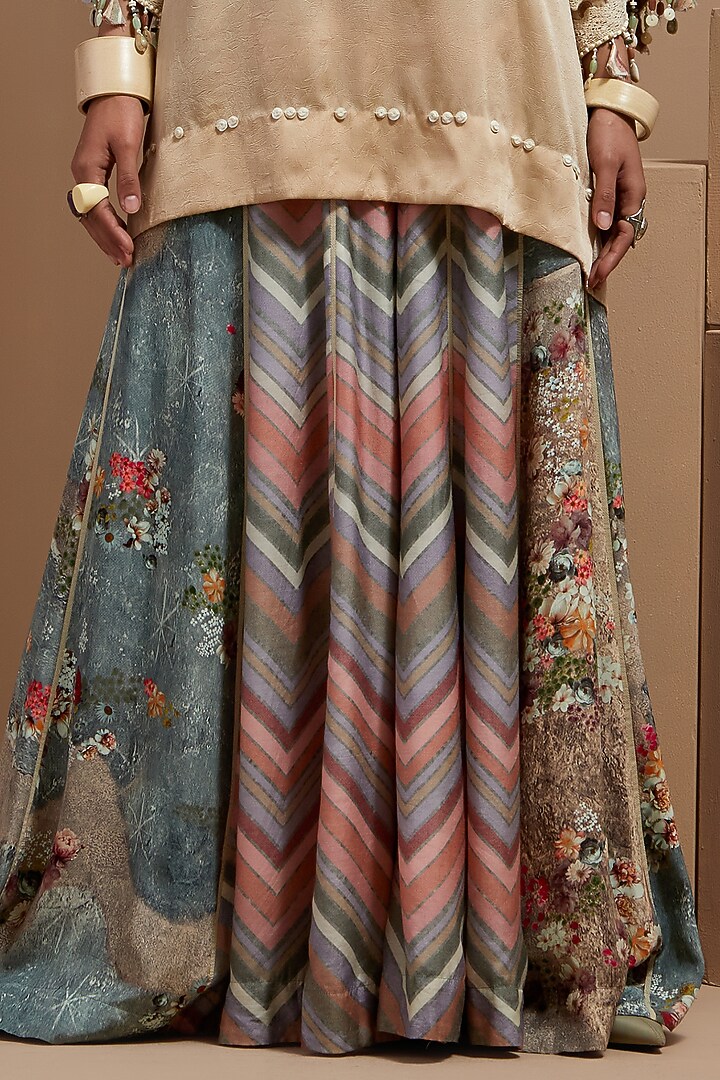 Ecru Crushed Silk Embroidered Kurta Set by ASEEM KAPOOR at Pernia's Pop Up Shop