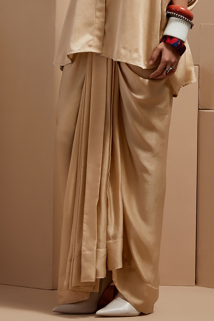Ecru Crushed Silk Skirt Set by ASEEM KAPOOR at Pernia's Pop Up Shop