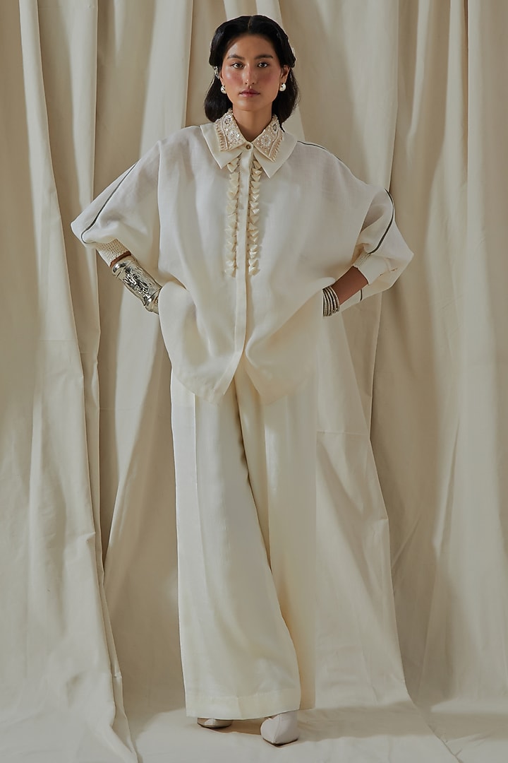 Mogra White Tashan Silk Embroidered Co-Ord Set by ASEEM KAPOOR at Pernia's Pop Up Shop