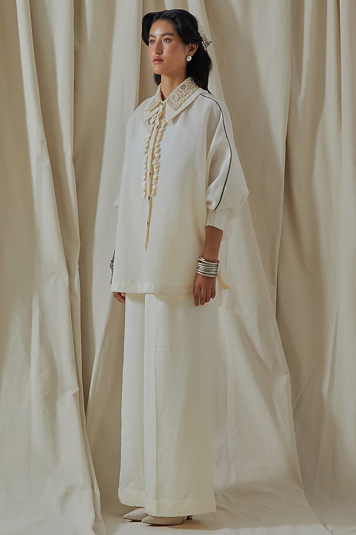 Mogra White Tashan Silk Embroidered Co-Ord Set by ASEEM KAPOOR at Pernia's Pop Up Shop