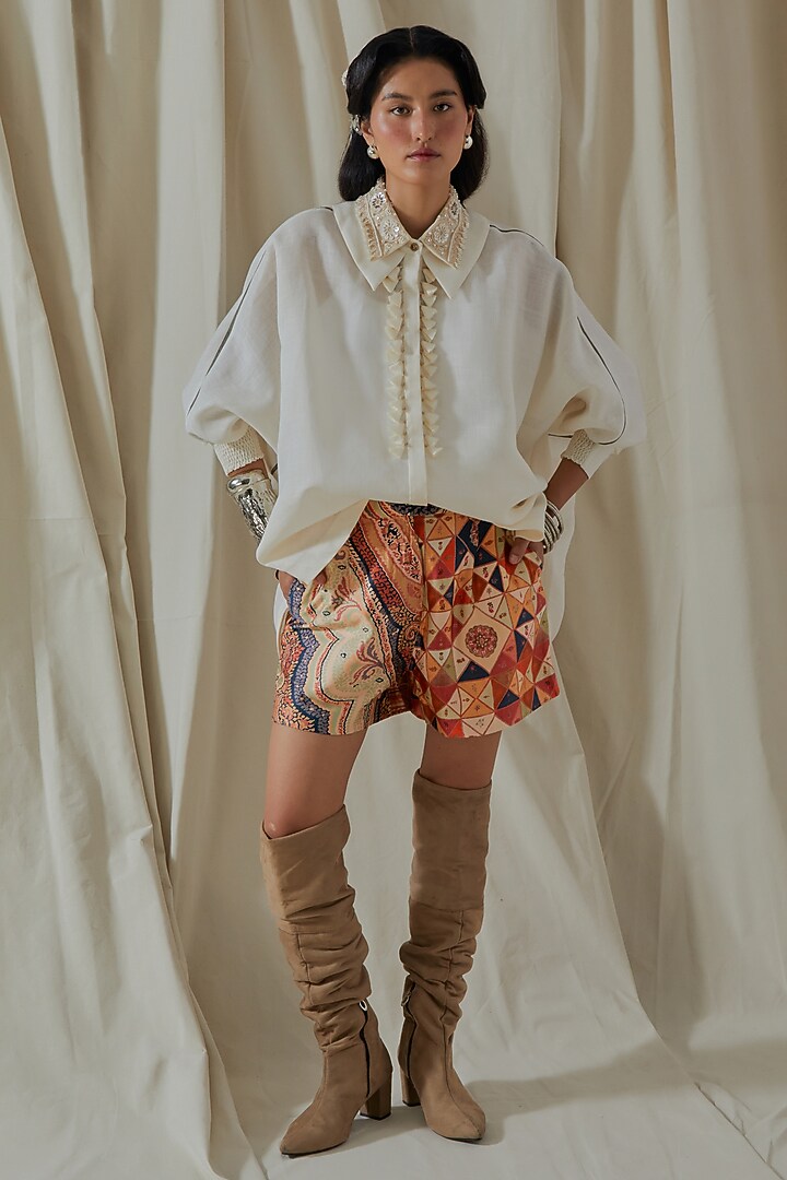 Mogra White Linen Embroidered Co-Ord Set by ASEEM KAPOOR at Pernia's Pop Up Shop