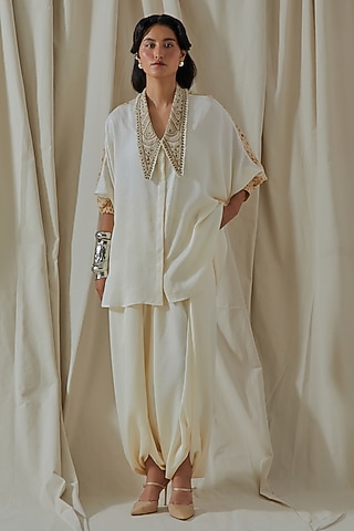 Mogra White Tashan Silk Embroidered Shirt by ASEEM KAPOOR