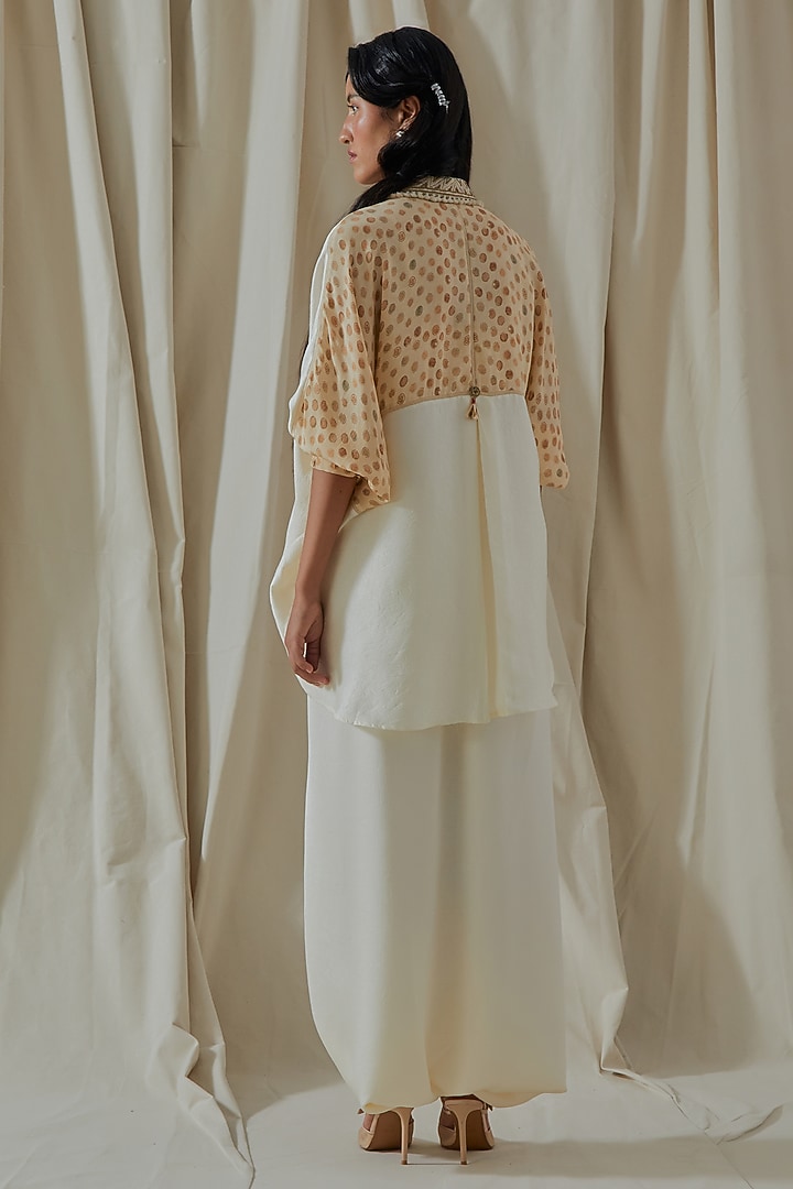 Mogra White Tashan Silk Embroidered Co-Ord Set by ASEEM KAPOOR at Pernia's Pop Up Shop