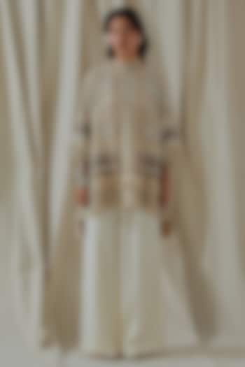 Mogra White Organza Resham Thread Embroidered Kurta Set by ASEEM KAPOOR at Pernia's Pop Up Shop