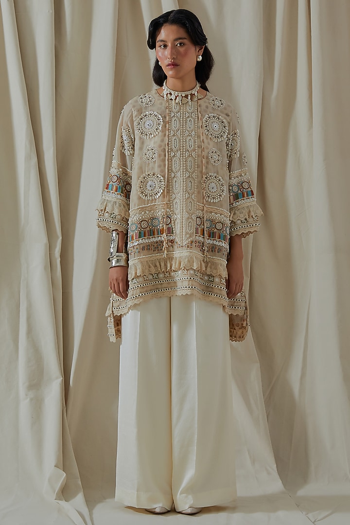 Mogra White Organza Resham Thread Embroidered Kurta Set by ASEEM KAPOOR at Pernia's Pop Up Shop