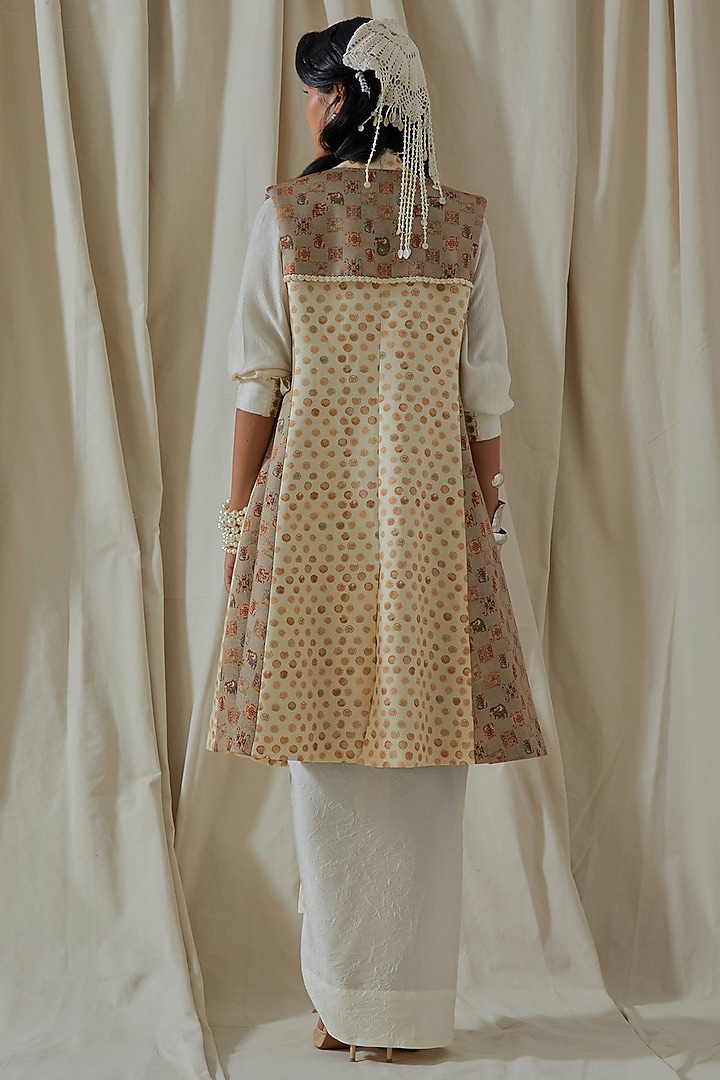 Mogra White Mushroom Twill Resham Thread Embroidered Jacket Set by ASEEM KAPOOR at Pernia's Pop Up Shop