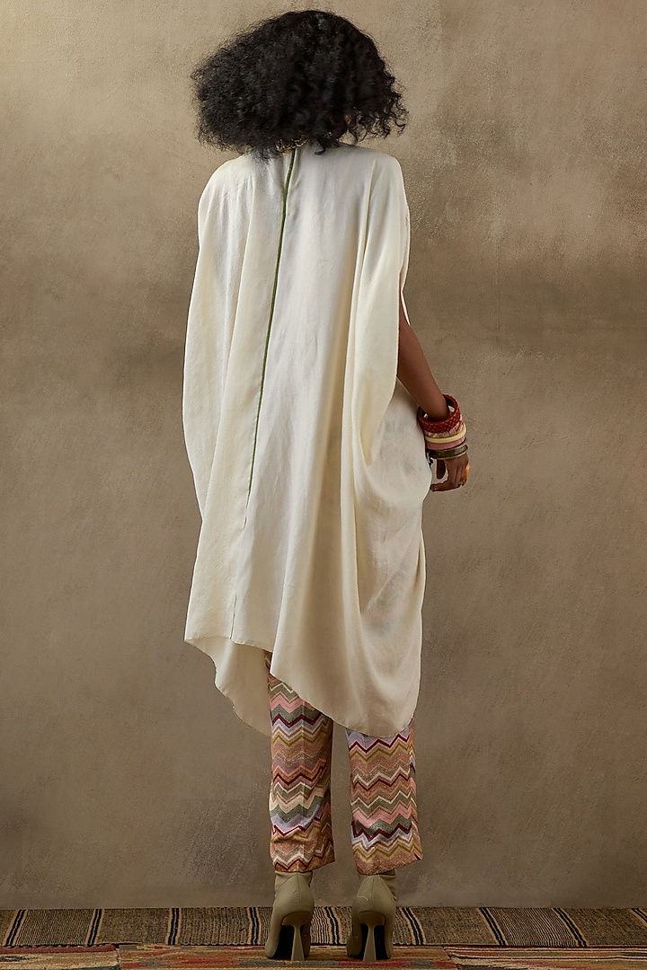Mogra White Crushed Silk Embroidered Tunic Set by ASEEM KAPOOR at Pernia's Pop Up Shop