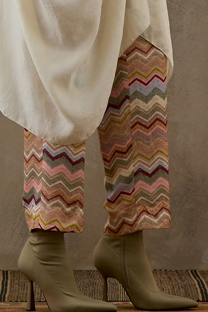 Mogra White Crushed Silk Embroidered Tunic Set by ASEEM KAPOOR at Pernia's Pop Up Shop