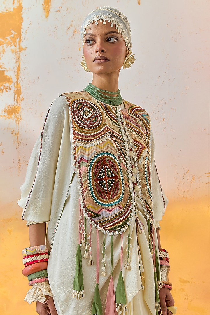 Mogra White Crushed Silk Pleated Skirt Set by ASEEM KAPOOR at Pernia's Pop Up Shop