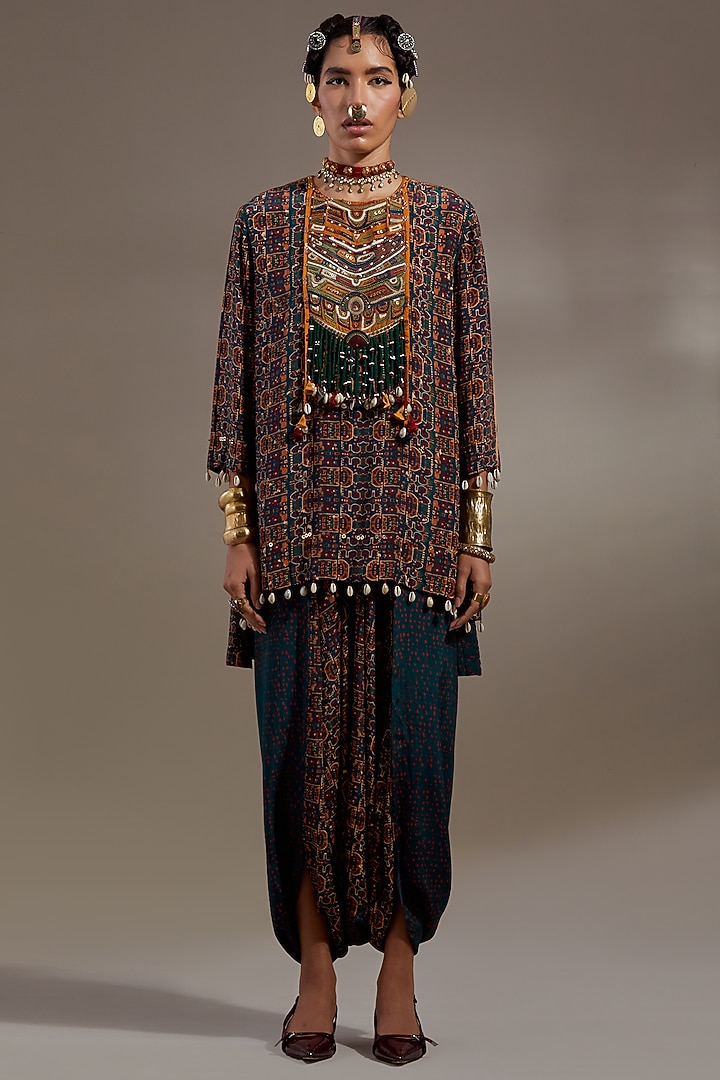 Green Natural Crepe Printed & Embroidered Kurta Set by ASEEM KAPOOR at Pernia's Pop Up Shop
