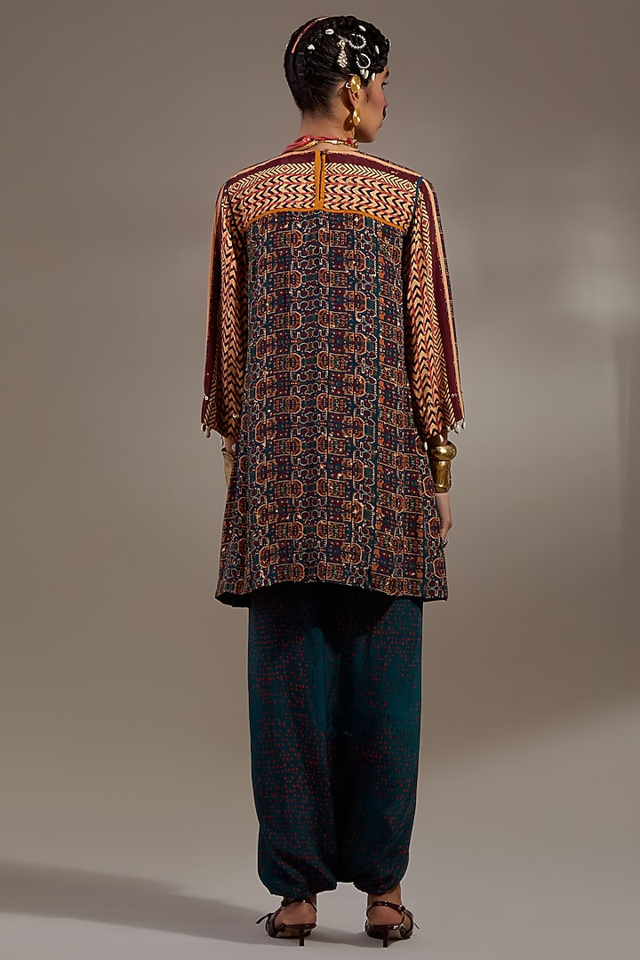 Green Natural Crepe Printed & Embroidered Kurta Set by ASEEM KAPOOR at Pernia's Pop Up Shop