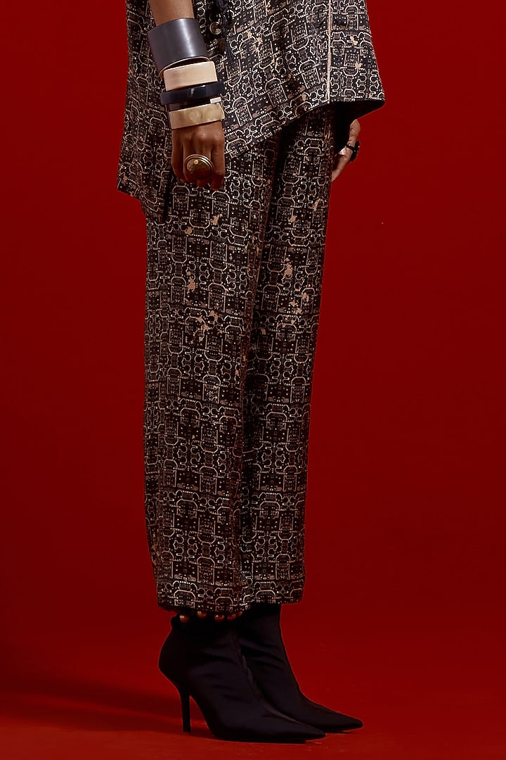 Multi-Colored Italian Crepe Printed Short Kurta Set by ASEEM KAPOOR at Pernia's Pop Up Shop