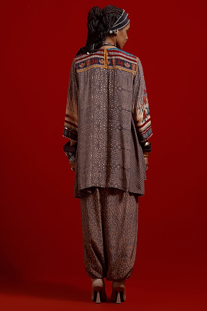 Ash Grey Italian Crepe Printed Kurta Set by ASEEM KAPOOR at Pernia's Pop Up Shop