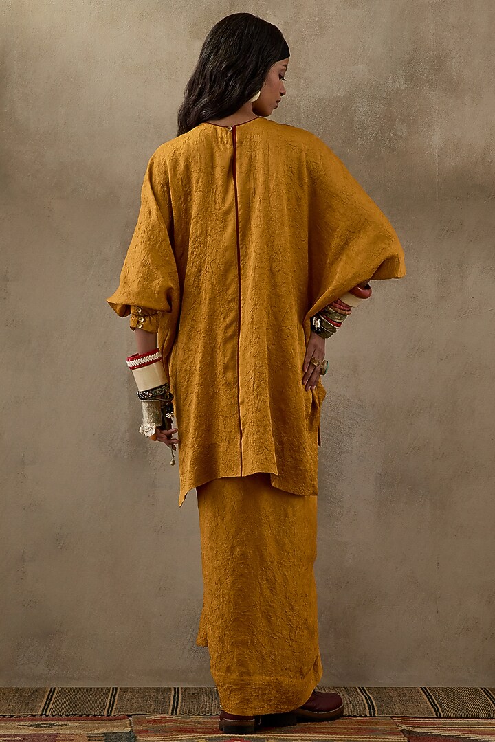 Yellow Crushed Silk Pleated Skirt Set by ASEEM KAPOOR at Pernia's Pop Up Shop