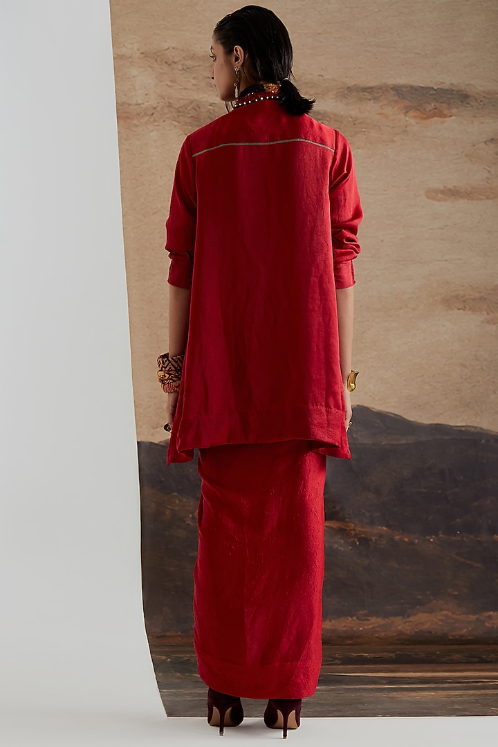 Sindoor Red Crushed Silk Straight Shirt by ASEEM KAPOOR at Pernia's Pop Up Shop