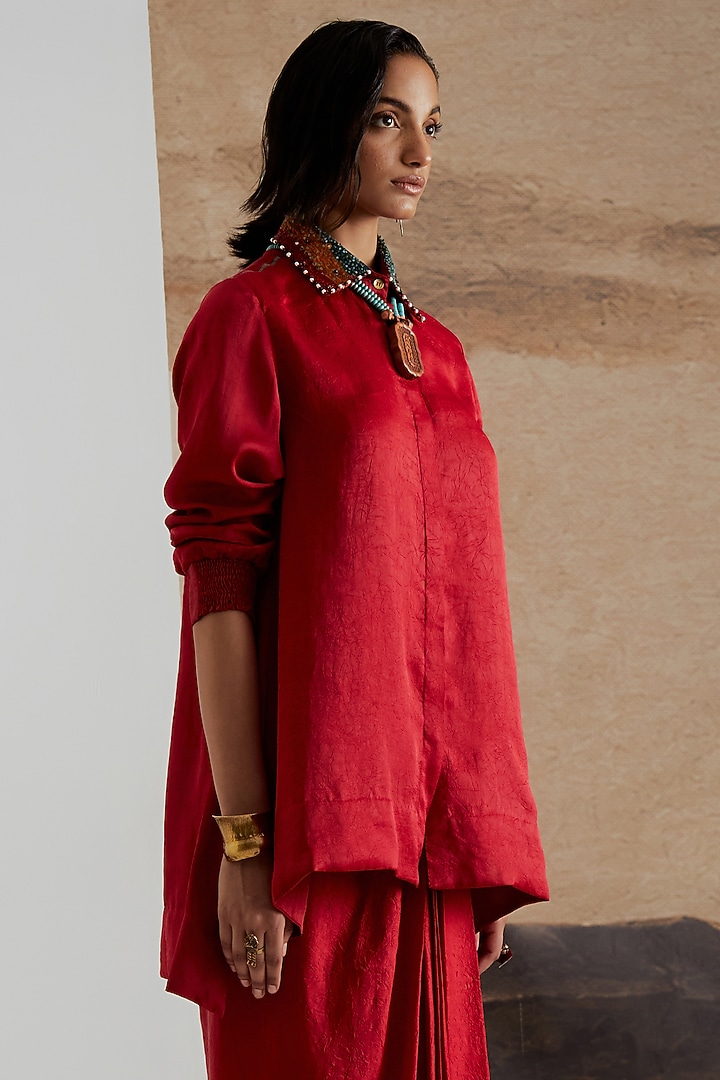 Sindoor Red Crushed Silk Straight Shirt by ASEEM KAPOOR at Pernia's Pop Up Shop