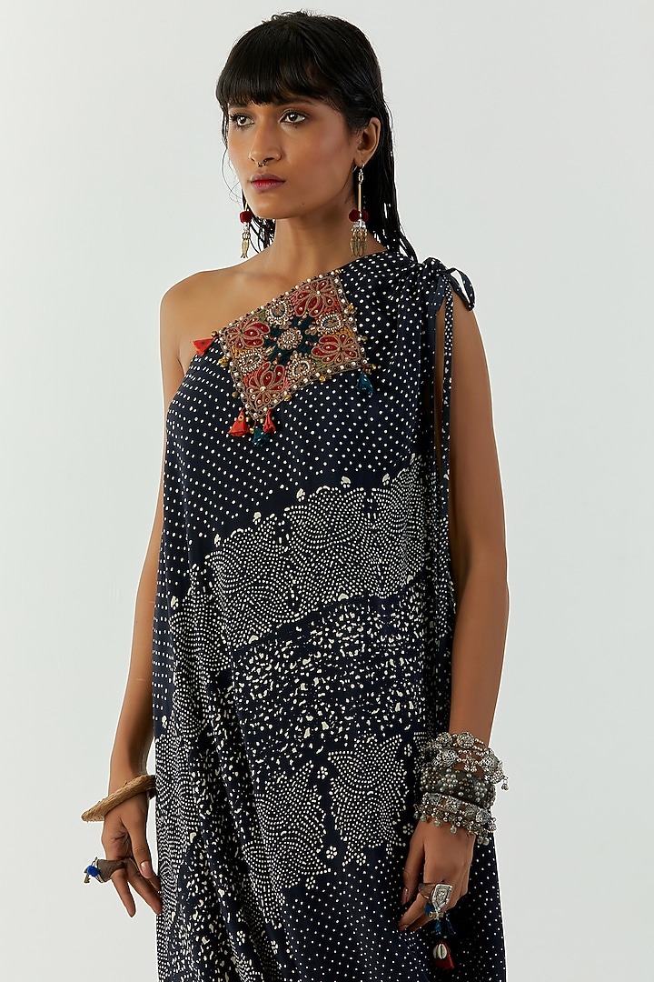 Grey Printed One-Shoulder Vacation Dress by Aseem kapoor at Pernia's Pop Up Shop