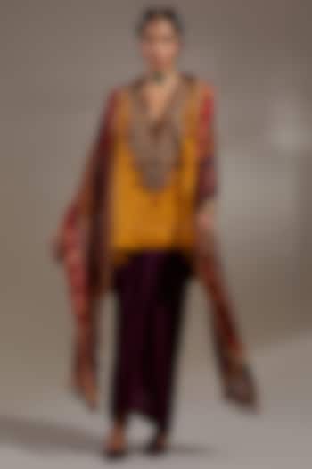 Yellow Crushed Silk Embroidered Kurta Set by ASEEM KAPOOR at Pernia's Pop Up Shop