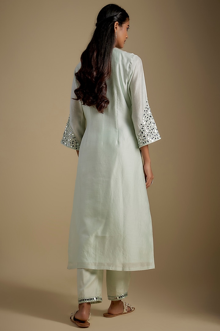 Mint Chanderi & Muslin Mirror Embroidered Kurta Set by ASAGA at Pernia's Pop Up Shop
